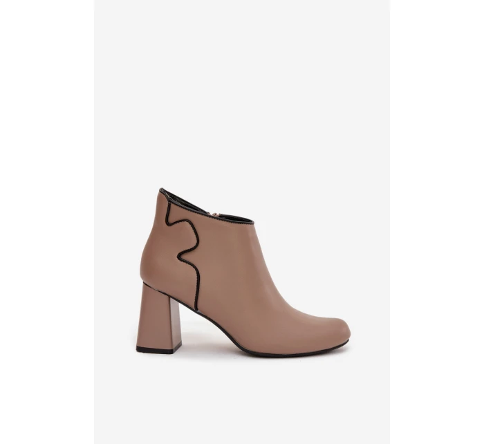 Dámské zateplené kotníkové boty na sloupku – béžové Ivessara Dámské zateplené kotníkové boty na sloupku – béžové Ivessara