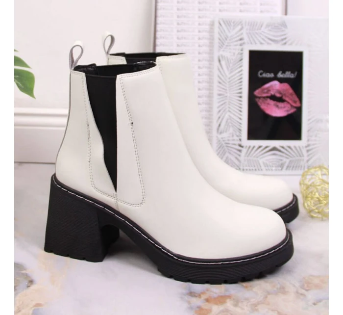 Zateplené boty Artiker W HBH42 s podpatkem na jehlovém podpatku