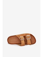 Dámské sandály na korkové platformě s přezkami Camel model 21704361 - Boto Dámské sandály na korkové platformě s přezkami Camel model 21704361 - Boto