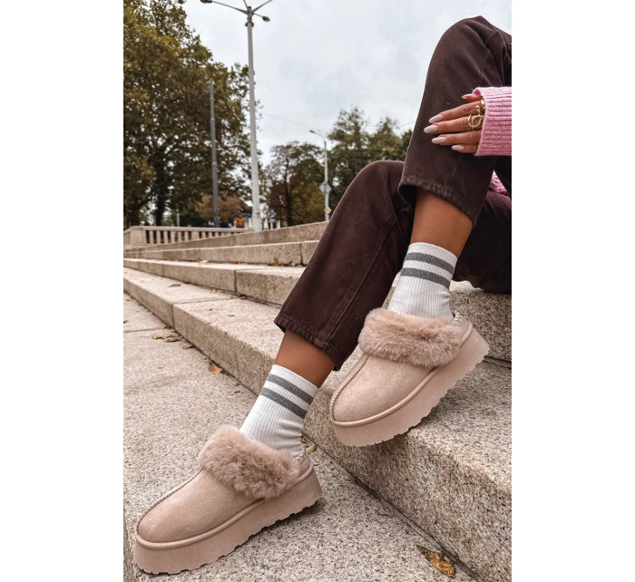 Sněhule Na Platformě S Kožešinou A Přezkou Béžové model 21714727 - Boto Sněhule Na Platformě S Kožešinou A Přezkou Béžové model 21714727 - Boto