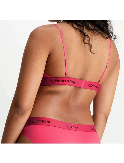 Dámská sportovní podprsenka model 20901013 - Calvin Klein Dámská sportovní podprsenka model 20901013 - Calvin Klein