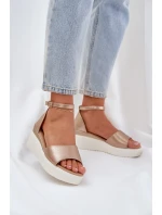 Lehké Sandály Na Platformě A Klínu Zlaté model 21684669 - Boto Lehké Sandály Na Platformě A Klínu Zlaté model 21684669 - Boto