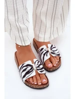 Dámské pantofle na korkové platformě Zebra model 21696548 - Boto Dámské pantofle na korkové platformě Zebra model 21696548 - Boto