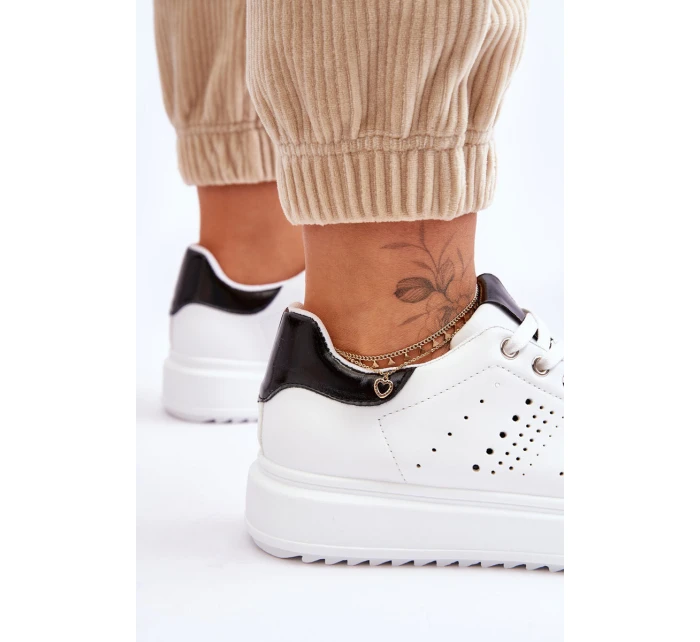 Dámská sportovní obuv bílá a černá Be model 21620265 - Boto Dámská sportovní obuv bílá a černá Be model 21620265 - Boto