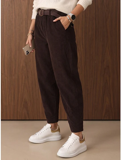 Dámské manšestrové kalhoty s elastickým pasem v čokoládové barvě FashionStreet UY3165 Dámské manšestrové kalhoty s elastickým pasem v čokoládové barvě FashionStreet UY3165