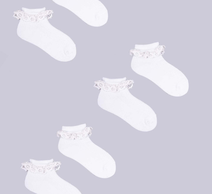 Bavlněné ponožky Yoclub Girls' Turn Cuff Ruffle 3-pack SKA-0122G-010J-001 White