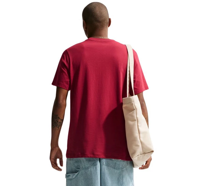 Pánské tričko Nike Club Tee červené AR4997 613 pánské Pánské tričko Nike Club Tee červené AR4997 613 pánské