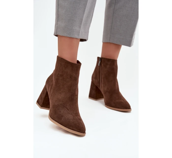Kozačky z přírodního semiše s vysokým podpatkem vyhřívané hnědé model 21712923 - Zazoo