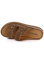 Dámské kožené žabky na platformě hnědé Vinceza 66916