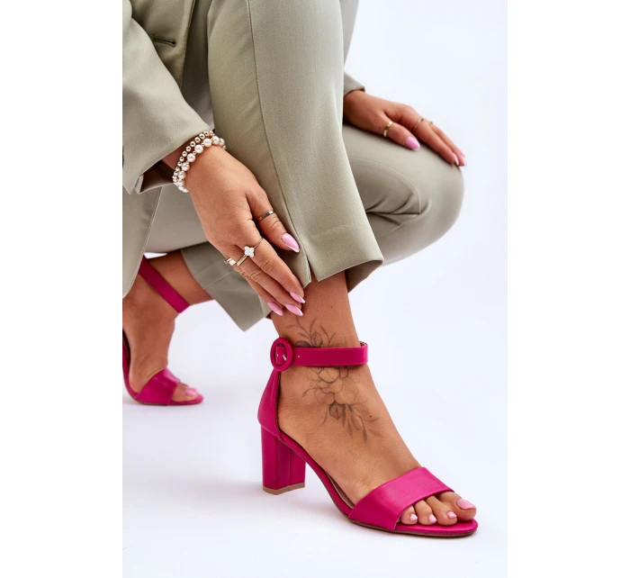 Dámské Sandály Na Podpatku Fuchsie model 21618211 - EVENTO Dámské Sandály Na Podpatku Fuchsie model 21618211 - EVENTO
