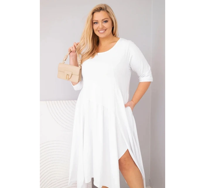 Dámská bavlněná model 21881283 Plus Size s asymetrickým spodním lemem bílá - K-Fashion