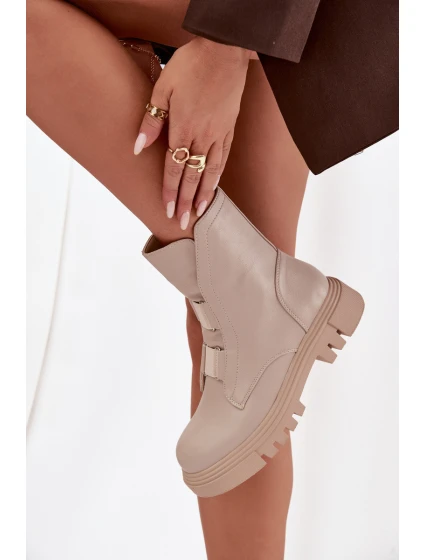 Zateplené boty worker pro ženy na zip z eko kůže světle béžové Mailyra Zateplené boty worker pro ženy na zip z eko kůže světle béžové Mailyra