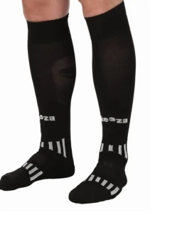 Fotbalové kamaše model 21945824 - Keeza