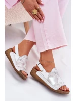 Dámské Kožené Sandály Na Klínu S Pletením model 21702005 Bílé - Maciejka