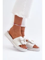 Dámské šedé sandály s ozdobou na nízké platformě Cedrella Dámské šedé sandály s ozdobou na nízké platformě Cedrella