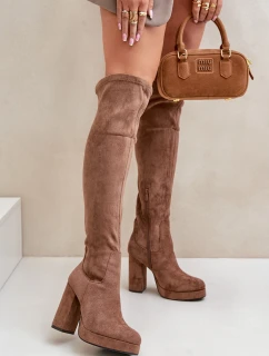 Na Podpatku A Platformě S model 21679732 - Boto