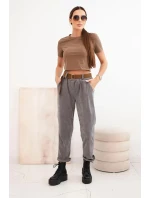 Dámské kalhoty s páskem v pruhy tmavě šedé