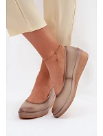Kožené dámské polobotky na platformě Vinceza Béžové Kožené dámské polobotky na platformě Vinceza Béžové