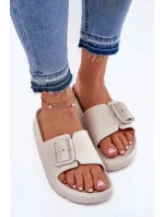 Dámské pěnové pantofle na platformě s přezkou – béžové