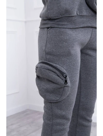 Zateplená souprava s ozdobnou kapsou grafitová melanž Zateplená souprava s ozdobnou kapsou grafitová melanž