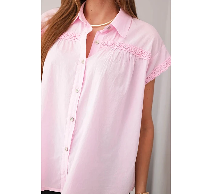 Dámská bavlněná košilová halenka s krajkou a krátkým rukávem bonbónově růžová Dámská bavlněná košilová halenka s krajkou a krátkým rukávem bonbónově růžová