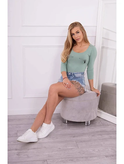 model 18746494 body s potiskem pistole tmavě mátové barvy - K-Fashion model 18746494 body s potiskem pistole tmavě mátové barvy - K-Fashion