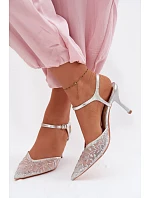 Dámské síťované sandály na jehlovém podpatku se zdobením Stříbrné model 22103201 - Boto Dámské síťované sandály na jehlovém podpatku se zdobením Stříbrné model 22103201 - Boto