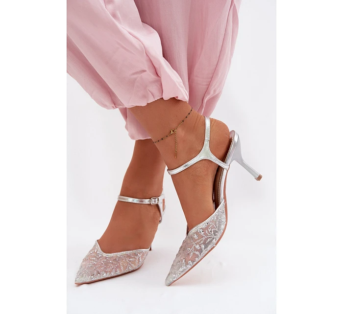 Dámské síťované sandály na jehlovém podpatku se zdobením Stříbrné model 22103201 - Boto Dámské síťované sandály na jehlovém podpatku se zdobením Stříbrné model 22103201 - Boto