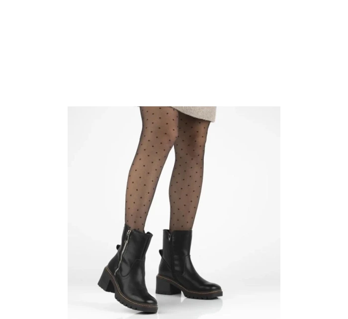 Boty na podpatku  model 222011 Solea