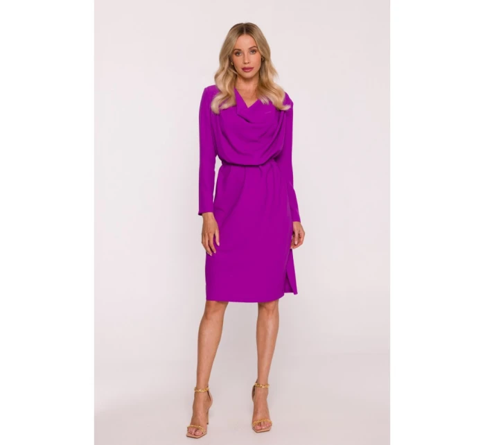 S428 Šaty s výstřihem - levandulová