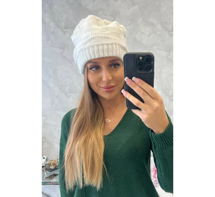 Dámská čepice Nastia K373 bílá Dámská čepice Nastia K373 bílá