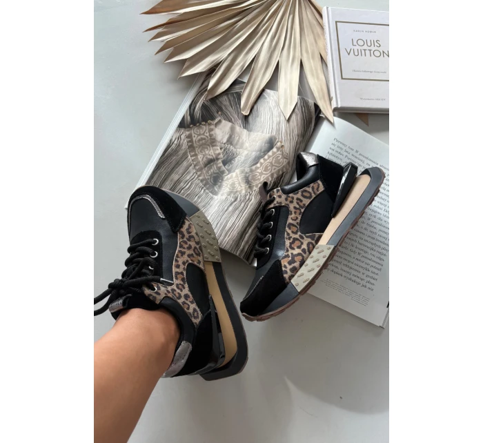 Kožené dámské tenisky na platformě Panterka model 21712452 Černé - Artiker