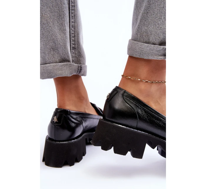 Dámské kůže polobotky s ozdobou černá model 21633020 - Laura Messi Dámské kůže polobotky s ozdobou černá model 21633020 - Laura Messi