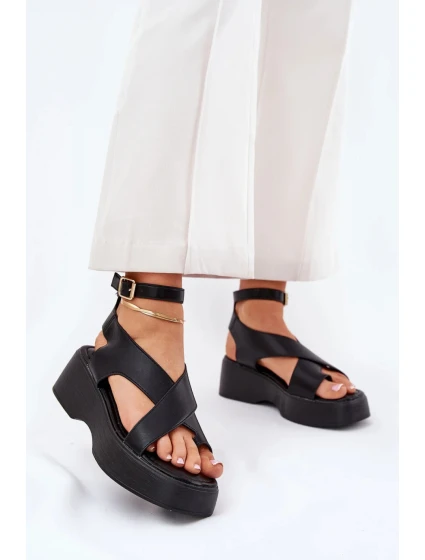 Dámské sandály na platformě Černá model 21321783 - Inello