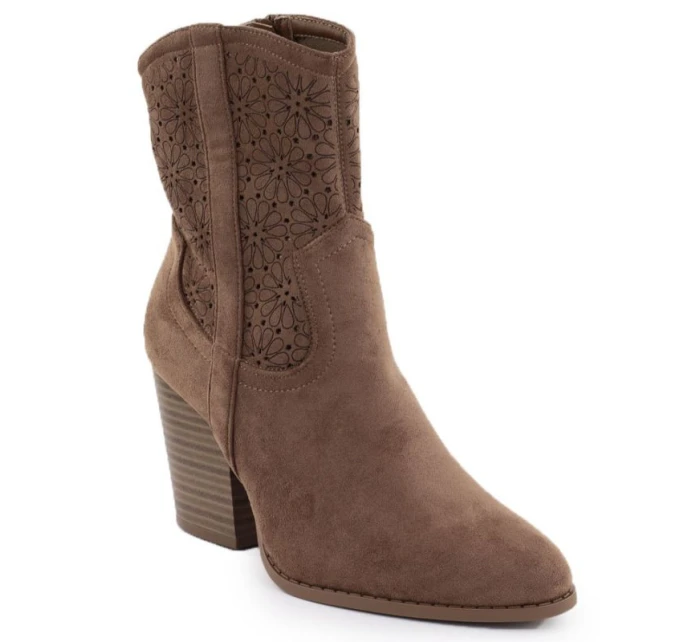 Dámské kovbojské boty ažurové semišové hnědé model 21905575 - S.Barski Dámské kovbojské boty ažurové semišové hnědé model 21905575 - S.Barski
