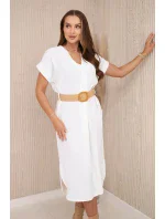 Šaty s ozdobným páskem model 20904513 - K-Fashion Šaty s ozdobným páskem model 20904513 - K-Fashion