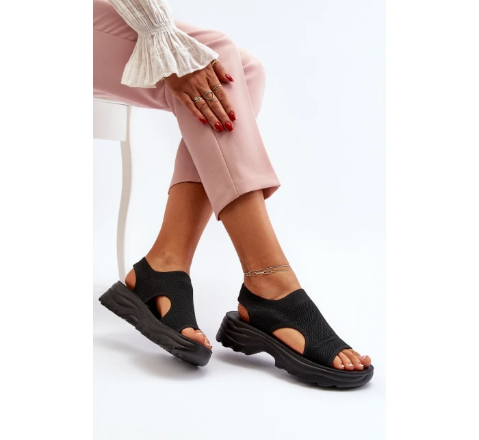 Dámské sportovní sandály na tlusté podrážce černé model 21650603 - Boto