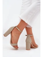 Lesklé sandály na podpatku Kavina – zlaté Lesklé sandály na podpatku Kavina – zlaté