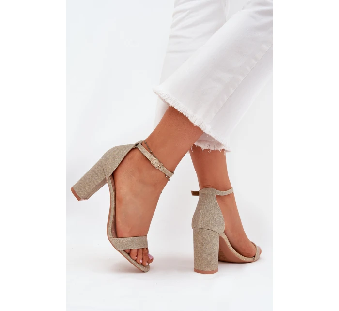 Lesklé sandály na podpatku Kavina – zlaté Lesklé sandály na podpatku Kavina – zlaté