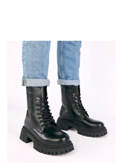 Šněrovací vyšší model 221632 Solea Šněrovací vyšší model 221632 Solea