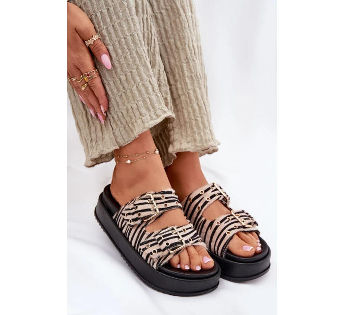Dámské Pantofle S Přezkami Na Platformě Zebra model 21696604 - Boto