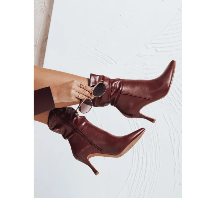 Boty na podpatku s mačkaným svrškem bordó FashionStreet ZY1033