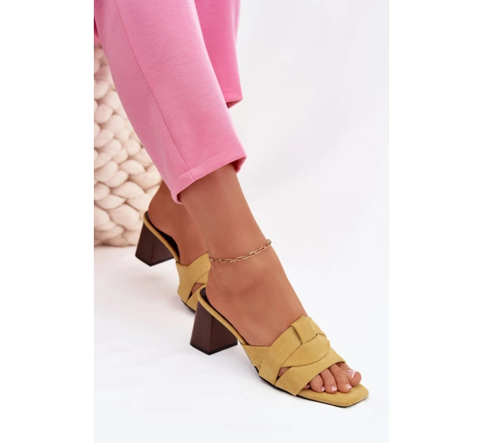 Dámské sandály na podpatku s řemínky Eko semišové Žluté Corivelle