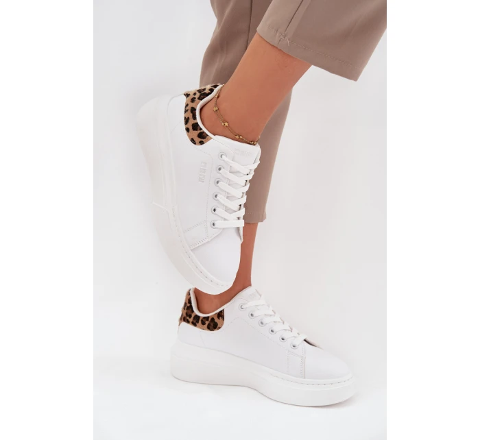 Dámské tenisky na platformě Big Star – bílé Dámské tenisky na platformě Big Star – bílé