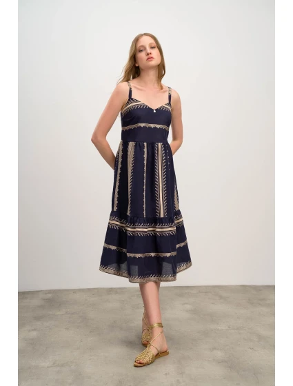 Elegantní šaty model 17161266 - Vamp Elegantní šaty model 17161266 - Vamp