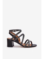 Kožené Dámské Sandály S Pásky Na Podpatku model 21702870 Černé - Maciejka