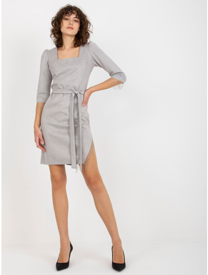 Dámské asymetrické krátké šaty s třásněmi - šedé