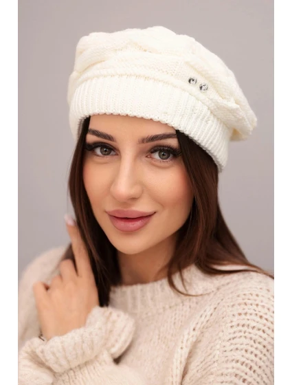 Dámská zimní vlněná čepice se zdobnými krystaly K399 ecru