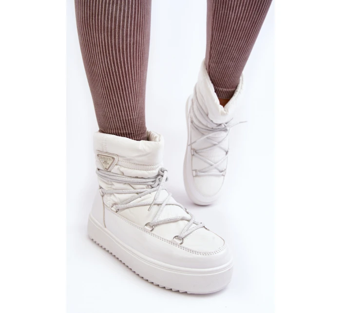 Dámské sněhule na platformě s vázáním bílé model 21641618 - Boto