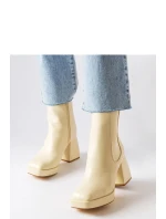 Boty na podpatku model 207760 Solea Boty na podpatku model 207760 Solea